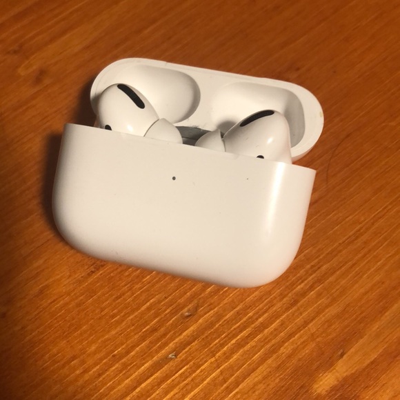EARBUDS